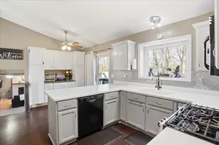 30 Coventry Cove Ct, Lake Villa, IL 60046 - Photo 8