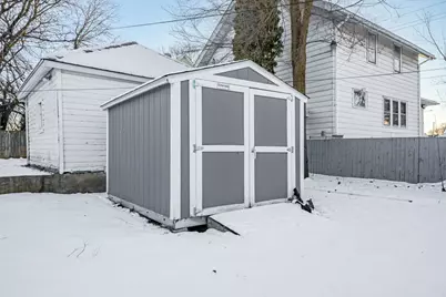 1607 7th Avenue, Rockford, IL 61104 - Photo 2