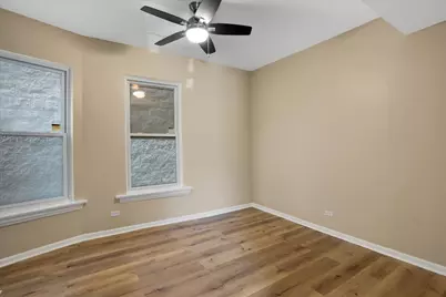 [Address not provided], Chicago, IL 60615 - Photo 12