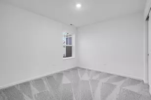 638 Cassia Ct, Crystal Lake, IL 60012 - Photo 12