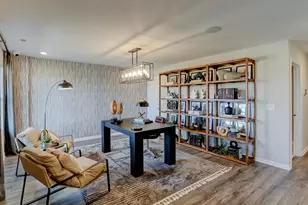 402 Comstock Rd, South Elgin, IL 60177 - Photo 4