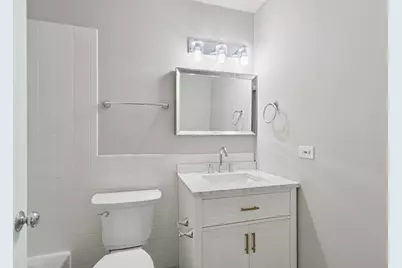 6185 Pinewood Court #202, Willowbrook, IL 60527 - Photo 8