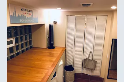 [Address not provided], Chicago, IL 60657 - Photo 4