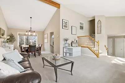 8118 Brookside Glen Drive, Tinley Park, IL 60487 - Photo 4