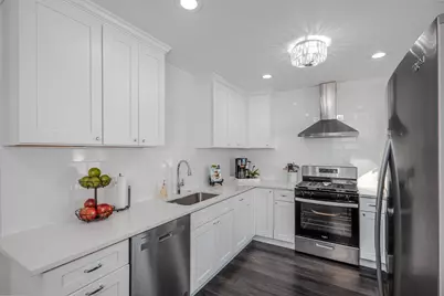 965 Independence Avenue, Saint Charles, IL 60174 - Photo 8