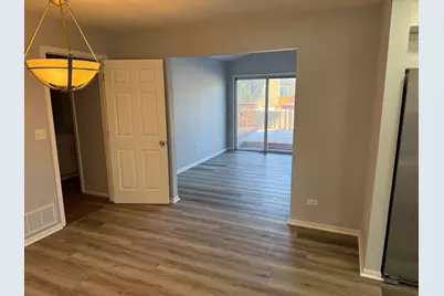 2231 Wentworth Court, Naperville, IL 60565 - Photo 6