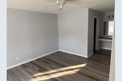 2231 Wentworth Court, Naperville, IL 60565 - Photo 8