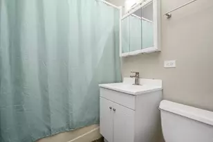 3816 N Kenmore Ave, Chicago, IL 60613 - Photo 8