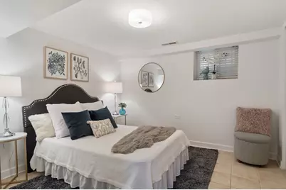 3805 W Roscoe Street #1E, Chicago, IL 60618 - Photo 16