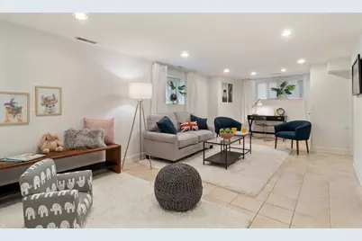 3805 W Roscoe Street #1E, Chicago, IL 60618 - Photo 14