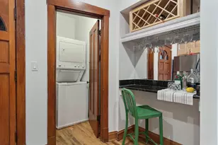 3805 W Roscoe St, Chicago, IL 60618 - Photo 10