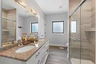 5335 Blodgett Ave, Downers Grove, IL 60515 - Photo 10