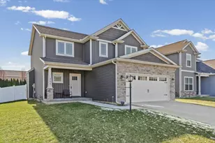 205 Gailardio St, Savoy, IL 61874 - Photo 2