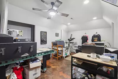 1237 W Parliament Street, Crete, IL 60417 - Photo 44