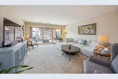 211 Elgin Avenue #2E, Forest Park, IL 60130 - Photo 6