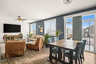 3709 Doherty Ln, McHenry, IL 60050 - Photo 12