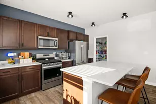 3709 Doherty Ln, McHenry, IL 60050 - Photo 8