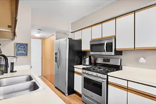 16010 84th Ave, Tinley Park, IL 60487 - Photo 6