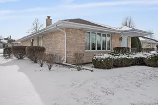 11011 New Mexico Ct, Orland Park, IL 60467 - Photo 2