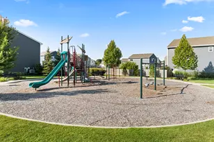 1720 Bayberry Ln, Pingree Grove, IL 60140 - Photo 34