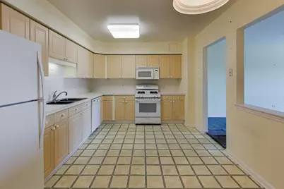 650 S River Road #812, Des Plaines, IL 60016 - Photo 10