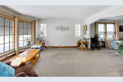 [Address not provided], Harwood Heights, IL 60706 - Photo 4