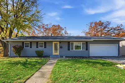 3900 28th Street, Rock Island, IL 61201 - Photo 2
