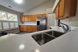 2850 Stonewater Dr, Naperville, IL 60564 - Photo 14