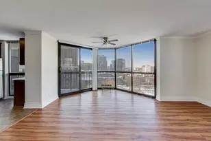 33 W Delaware Pl, Chicago, IL 60610 - Photo 6