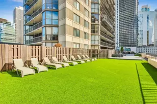 33 W Delaware Pl, Chicago, IL 60610 - Photo 16