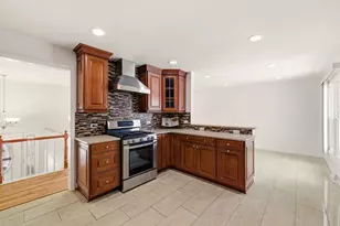 1432 Mitchell Trail, Elk Grove Village, IL 60007 - Photo 6