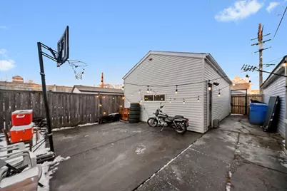 1731 N Central Park Avenue, Chicago, IL 60647 - Photo 26