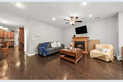 1731 N Central Park Avenue, Chicago, IL 60647 - Photo 6