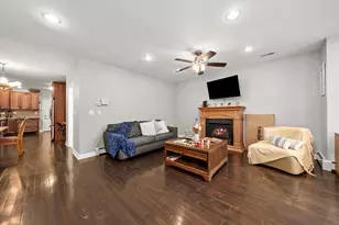 1731 N Central Park Ave, Chicago, IL 60647 - Photo 6