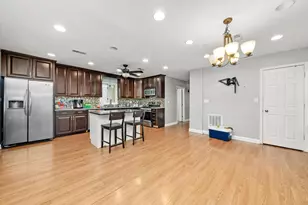 1731 N Central Park Ave, Chicago, IL 60647 - Photo 16