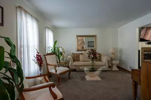 5875 Constitution Ave, Gurnee, IL 60031 - Photo 6