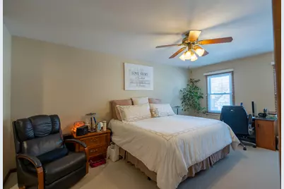 5875 Constitution Avenue, Gurnee, IL 60031 - Photo 20