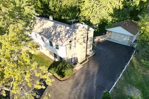 1323 S Roselle Rd, Schaumburg, IL 60193 - Photo 4