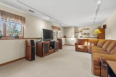 1011 Ranchwood Drive, Shorewood, IL 60404 - Photo 6