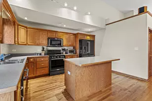 1011 Ranchwood Dr, Shorewood, IL 60404 - Photo 4