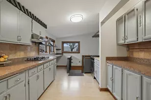 2220 139th St, Blue Island, IL 60406 - Photo 6