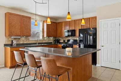 2358 Ferdinand Lane, Montgomery, IL 60538 - Photo 6