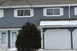 34016 N White Oak Ln, Gurnee, IL 60031 - Photo 1