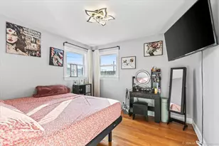 7205 S Hamlin Ave, Chicago, IL 60629 - Photo 12