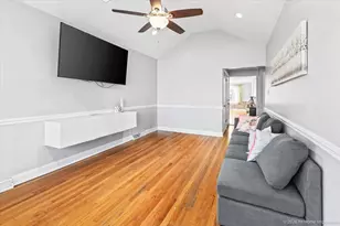 7205 S Hamlin Ave, Chicago, IL 60629 - Photo 2