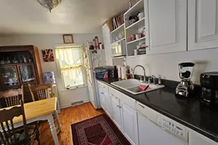 1124 Jackson Ct, Waukegan, IL 60085 - Photo 6