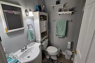 1124 Jackson Ct, Waukegan, IL 60085 - Photo 10