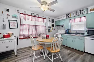 165 S Madison Ave, Bradley, IL 60915 - Photo 8