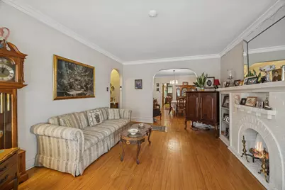 928 W 35th Street, Chicago, IL 60609 - Photo 4