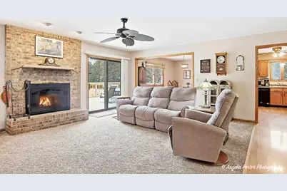 8508 Nolan Street, Harvard, IL 60033 - Photo 2